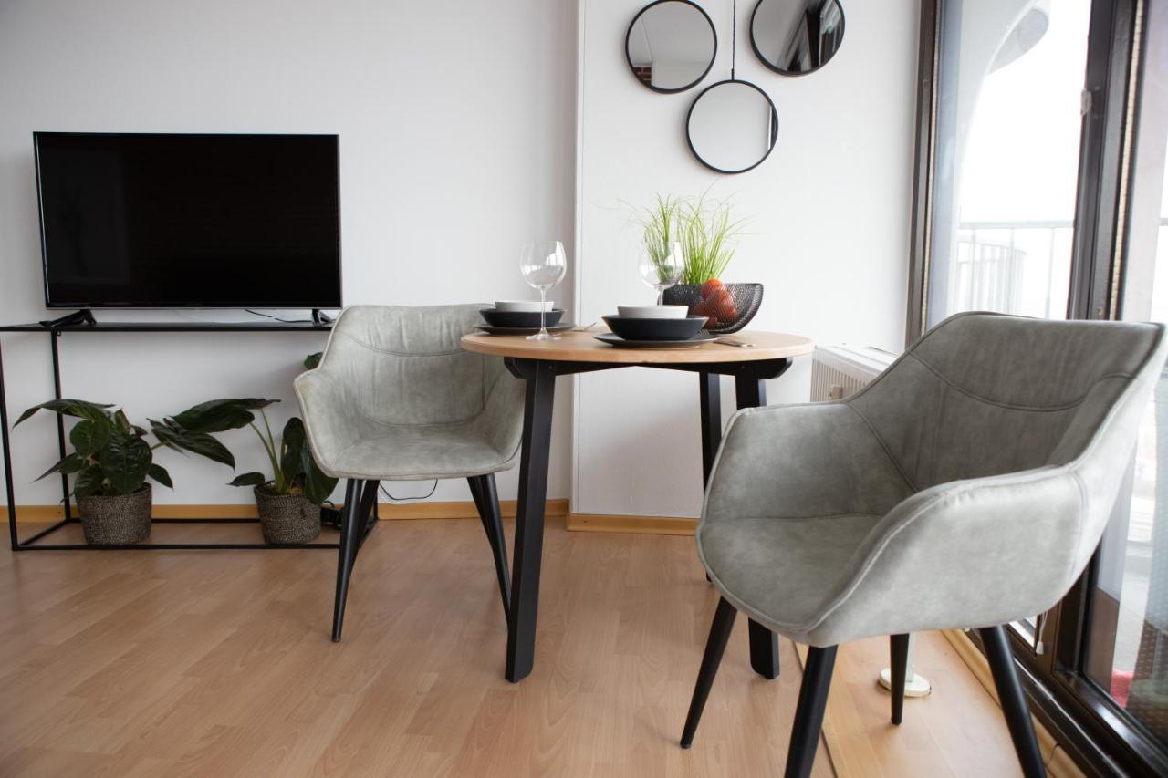 Tolles Apartment Mit Weitblick Ueber Аугсбург Екстериор снимка